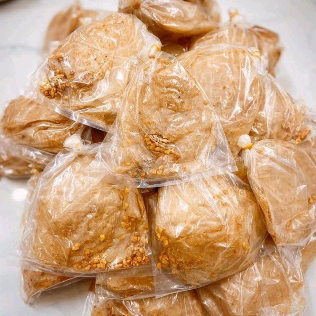 banh trang muoi toi xike