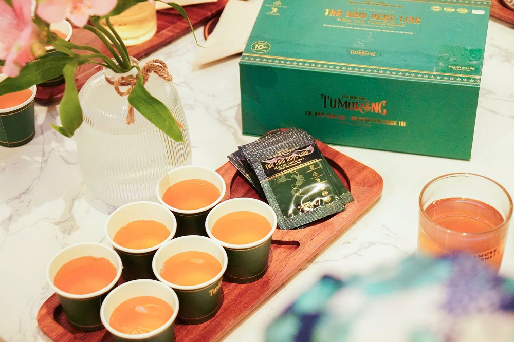 tra sam ngoc linh hoa tan